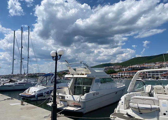 Апартаменты Toni House 507 Marina